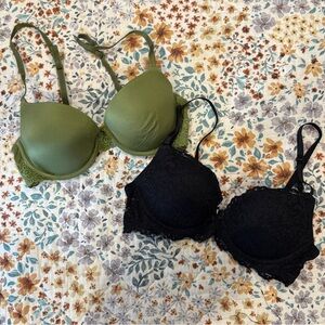 Smart & Sexy Olive and Black Lace Bras